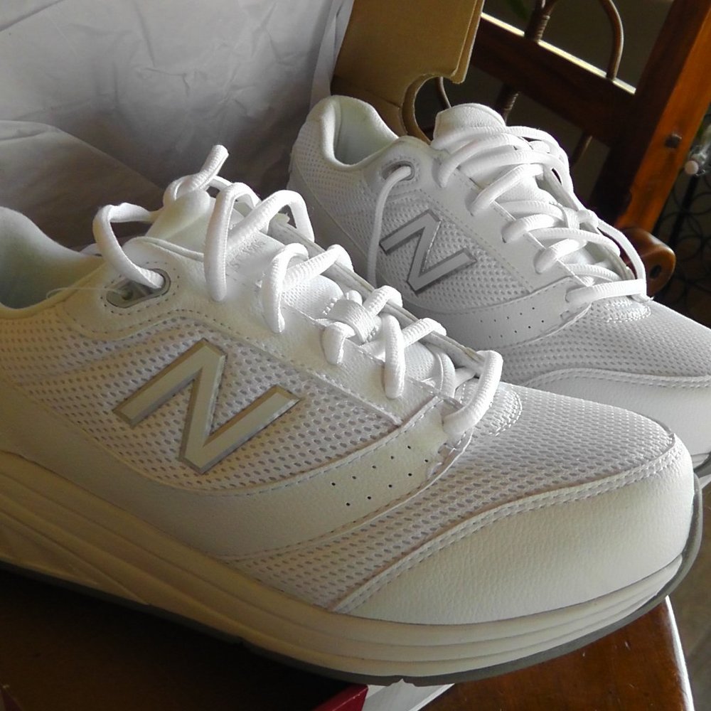 new balance tennis shoes size 8 women's